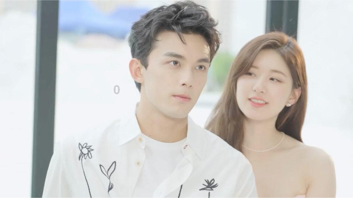 当男的不在看她时候，她的却开始看男的什么心态？游戏画面