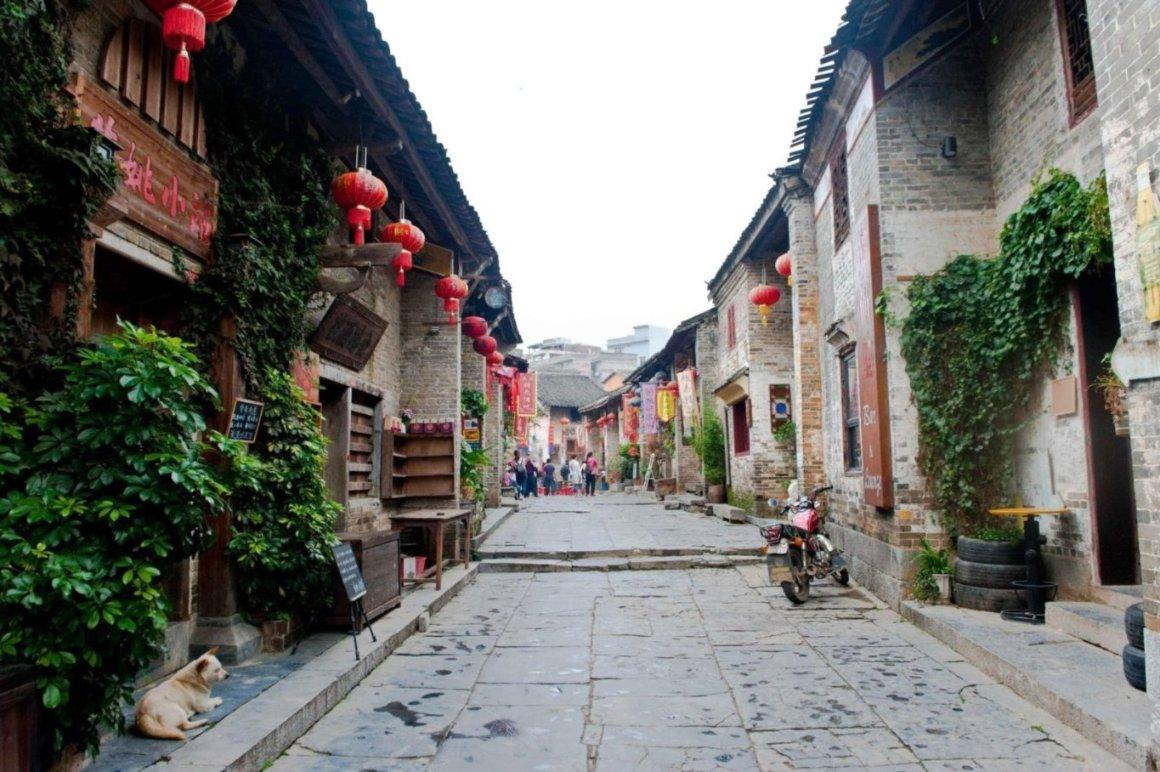 你会考虑婚后和父母同住吗？